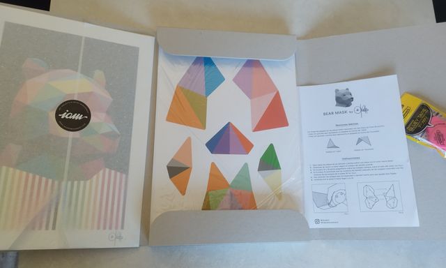 Okuda firmado cabeza oso montaje 3D