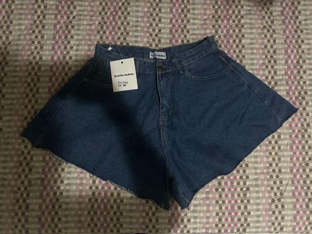 Shorts pantaloncini a campana in denim jeans