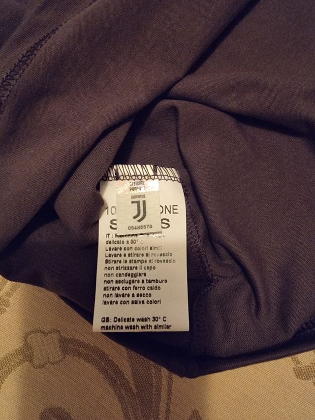 T-shirt Juventus verde militare