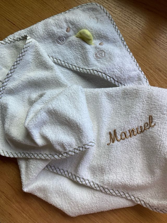 Toalla bebe personalizada nombre Manuel