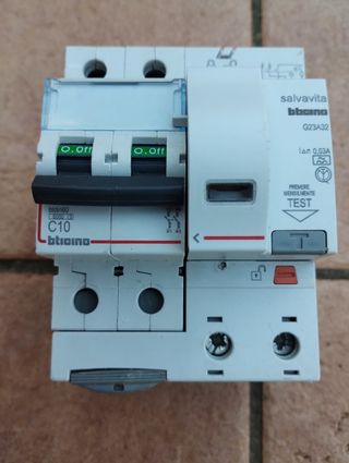 Magnetotermico differenziale salvavita 