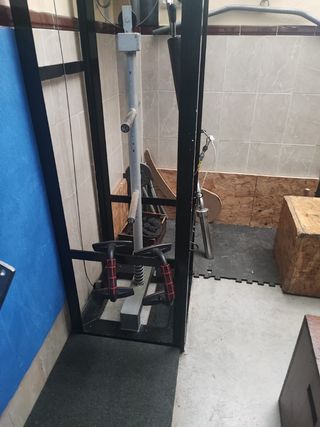 Máquina artesanal Poleas Gym