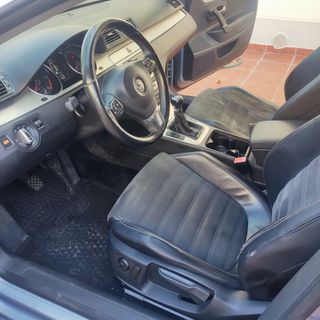 Volkswagen Passat CC 2011