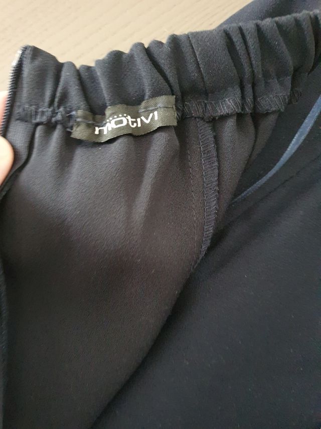 Jumpsuit blu con pantalone a polpaccio