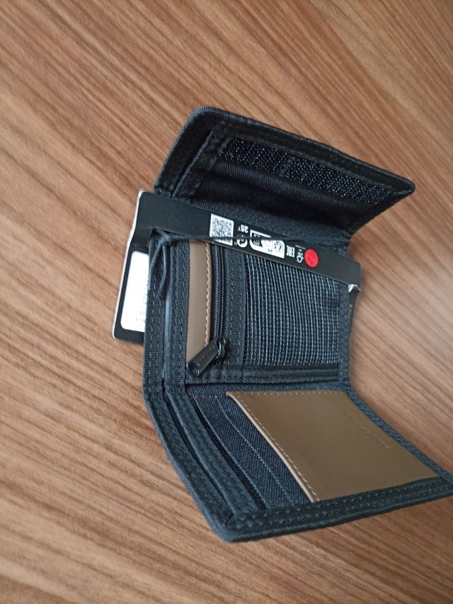 Cartera de hombre nueva 