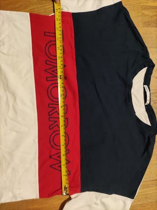 Camiseta corta ancha