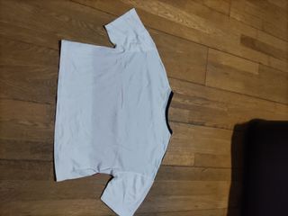 Camiseta corta ancha