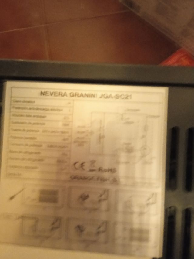 Mini nevera granini para bebidas