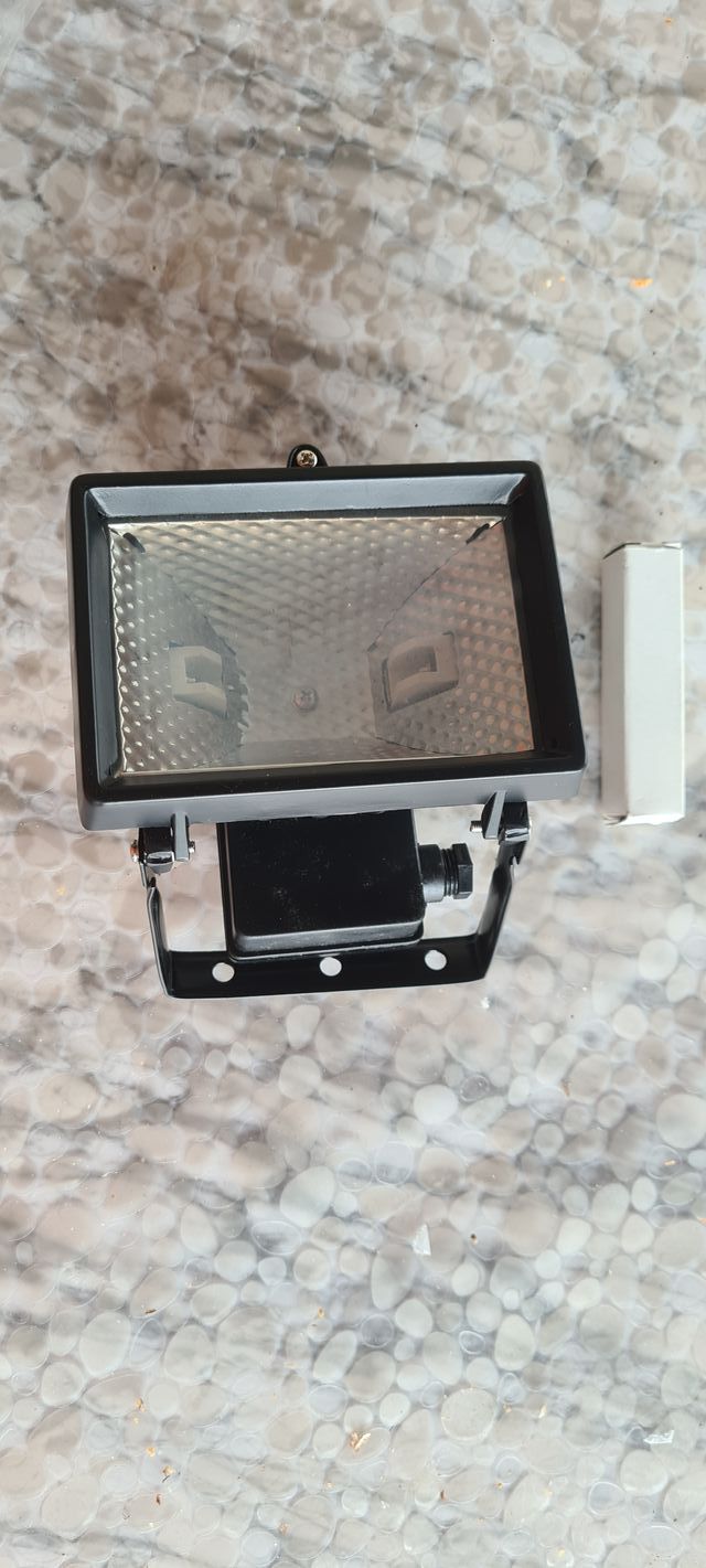 Foco / Aplique exterior jardin