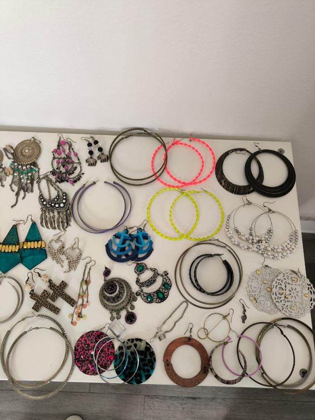 Orecchini misti (33 coppie + 15 singoli)