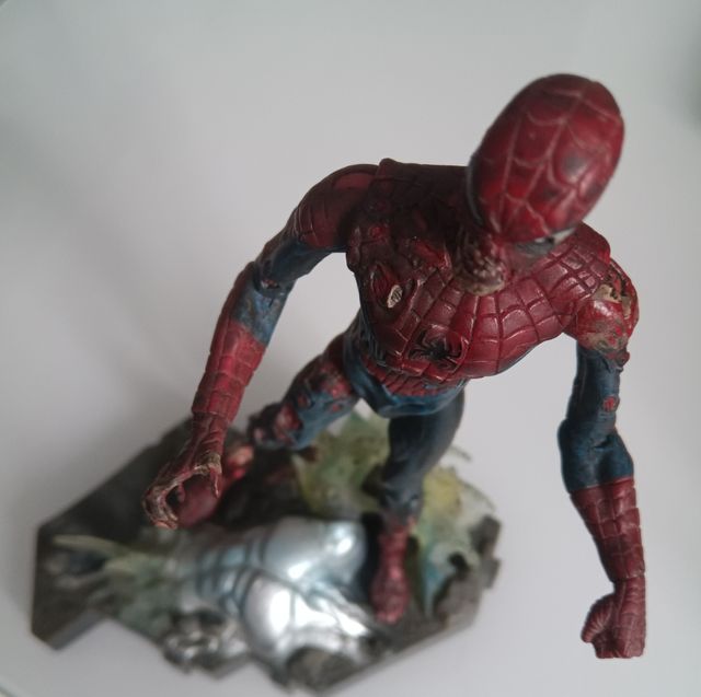 Figura de Spiderman - Marvel Zombies