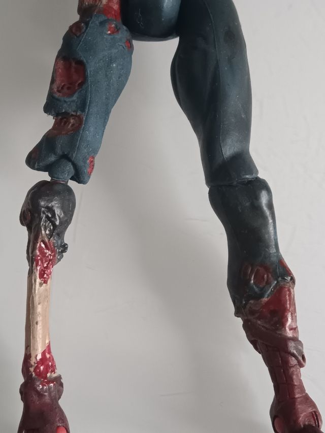 Figura de Spiderman - Marvel Zombies