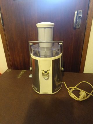 Máquina de sumos Ariete