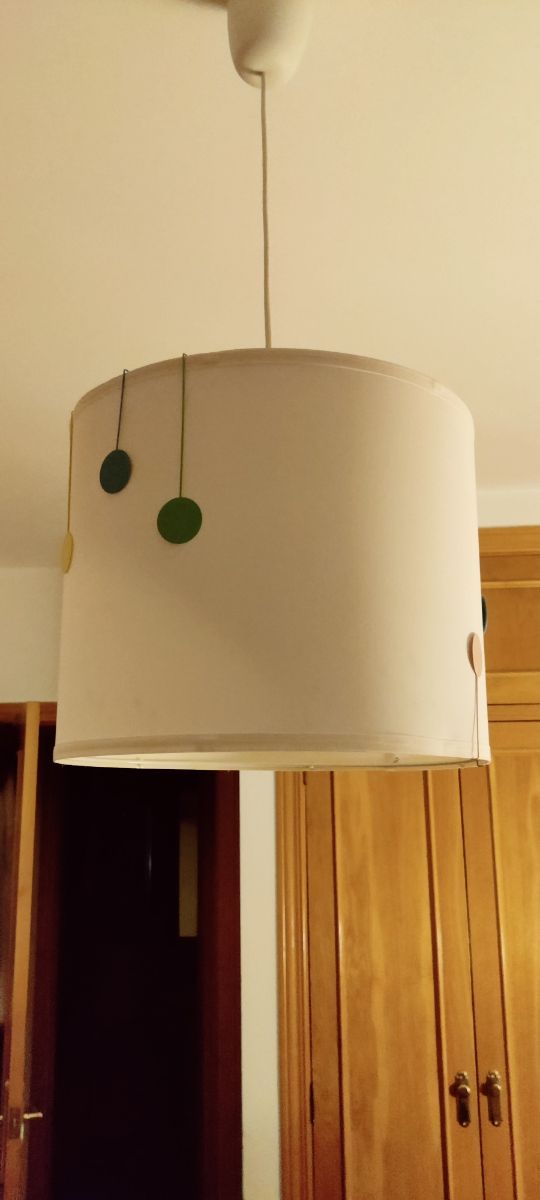 Lampara Ikea infantil