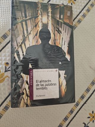 El almacén de las palabras terribles 