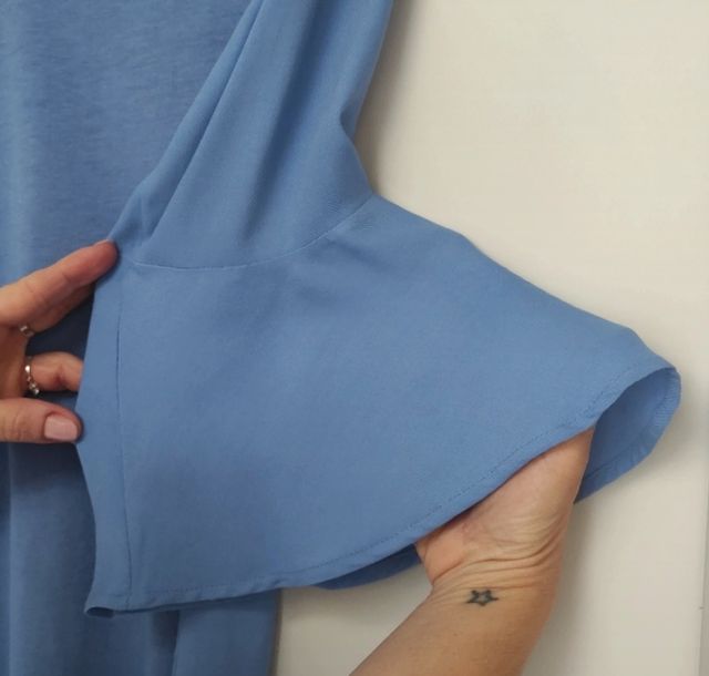 Blusa azul celeste Massimo Dutti 