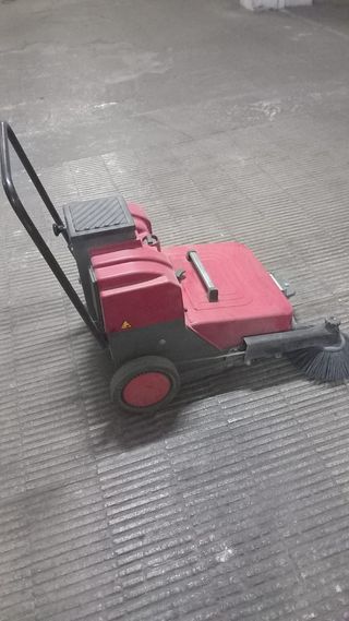Máquina barredora aspiradora a batería