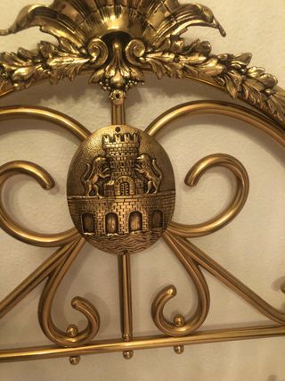2cabeceros de laton.Cama 90.Escudo Aranda de Duero
