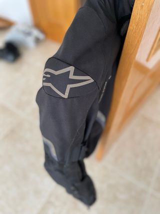 Chaqueta moto Alpinestar homologada 