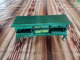 Oggetti fatti e pitturati a mano