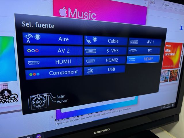 TV Grundig 32” con Mando