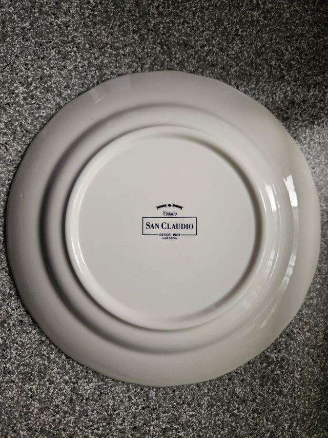Vajilla Cobalto San Claudio, 48 piezas.