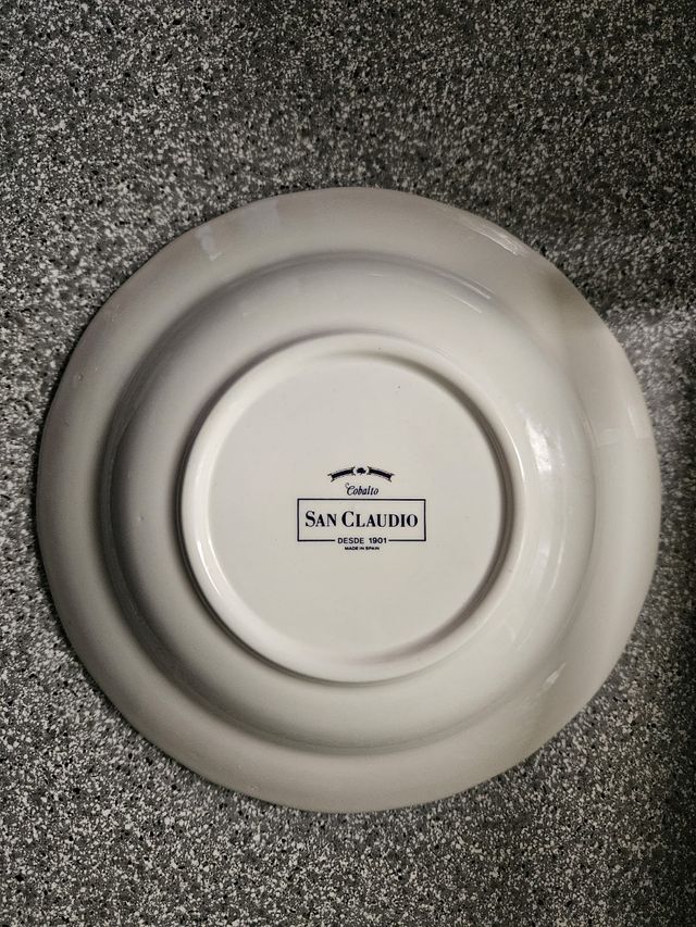 Vajilla Cobalto San Claudio, 48 piezas.