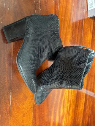 Botines piel Zara