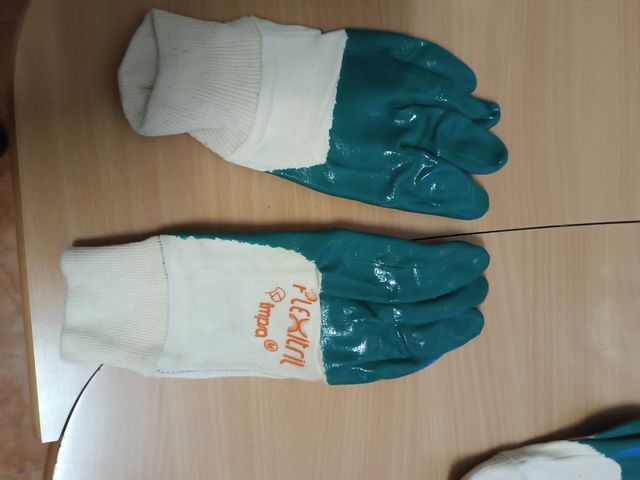 Guantes de jardinería   11 pares