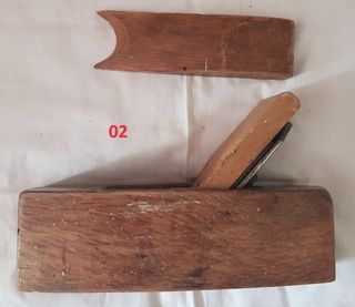 Cepillo de carpintero estrecho y ancho