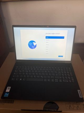 Portatil Lenovo V15 G2 ITL 512GB FullHD Nuevo