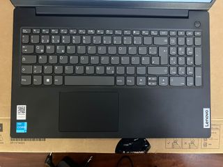 Portatil Lenovo V15 G2 ITL 512GB FullHD Nuevo