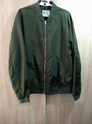 Cazadora Jack and Jones.