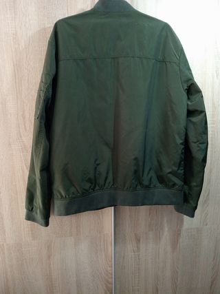 Cazadora Jack and Jones.