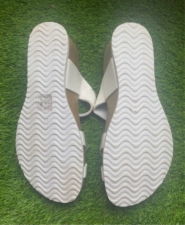 sandalia cuña esclava