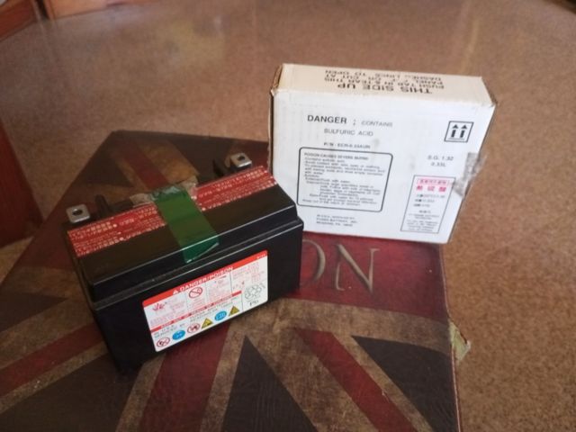 Batería Kawasaki Z125