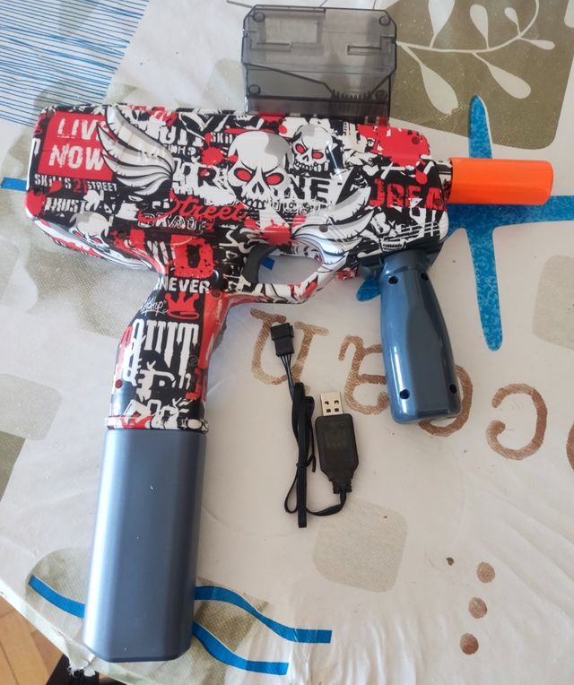 Lanzador de bolas de gel