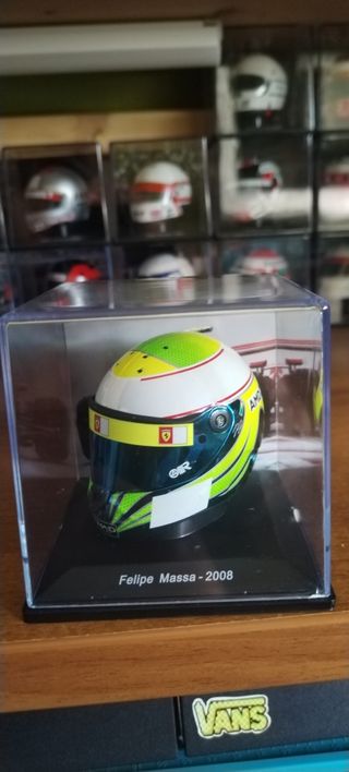 Caschi ferrari