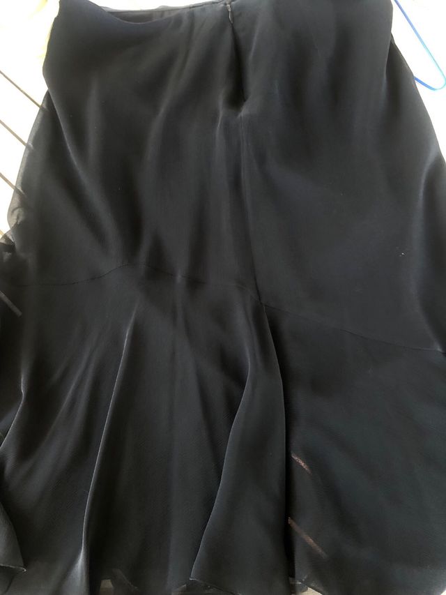 Falda negra Brunella