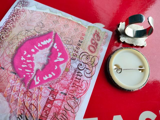 Set Betty Boop spilla, anello, bank