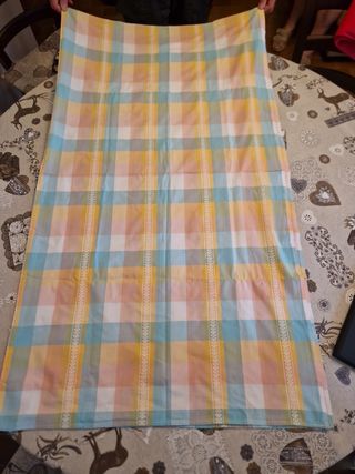 N.10 Tovaglie quadretti mt. 1.40 x 1.25 mt