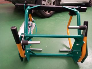 Sistema de protección del canalón para escalera.