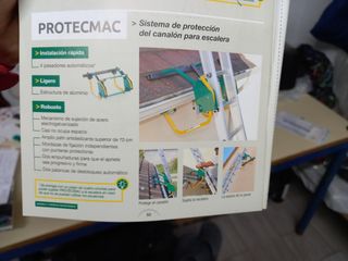 Sistema de protección del canalón para escalera.