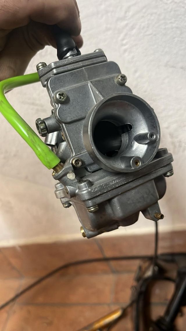 Carburador 24 mikuni campana plana