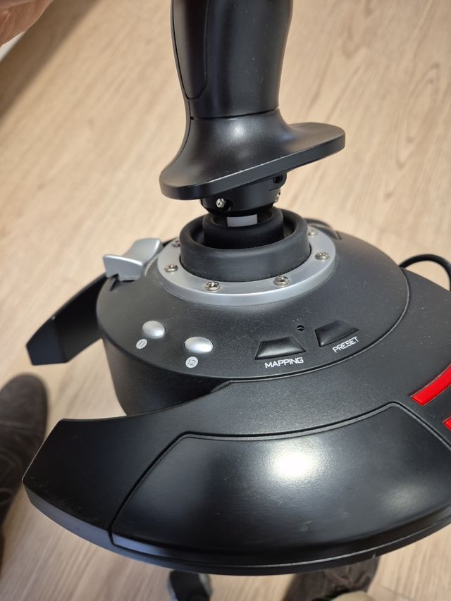 Joystick Thrustmaster T.Flight Stick X