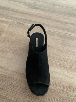 Sandalias negras