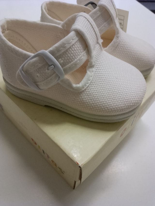 Zapatillas bebé