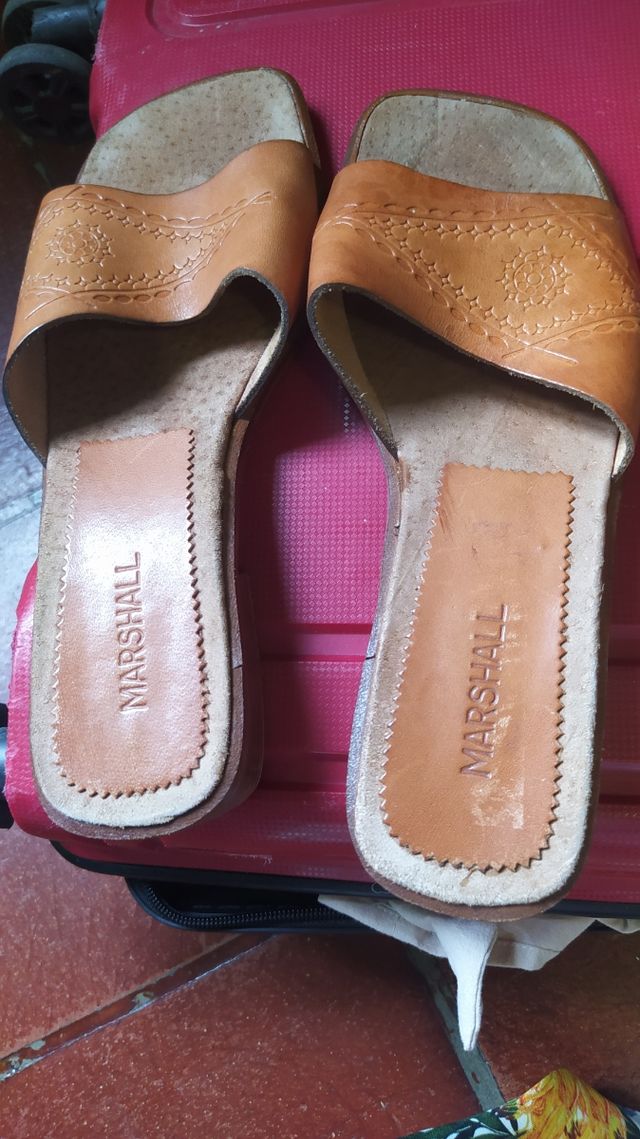 Sandali in cuoio Apicella