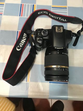 Cámara de fotos CANON 450D