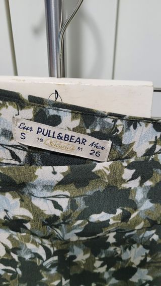 Pantalón cortito tipo falda pull & bear